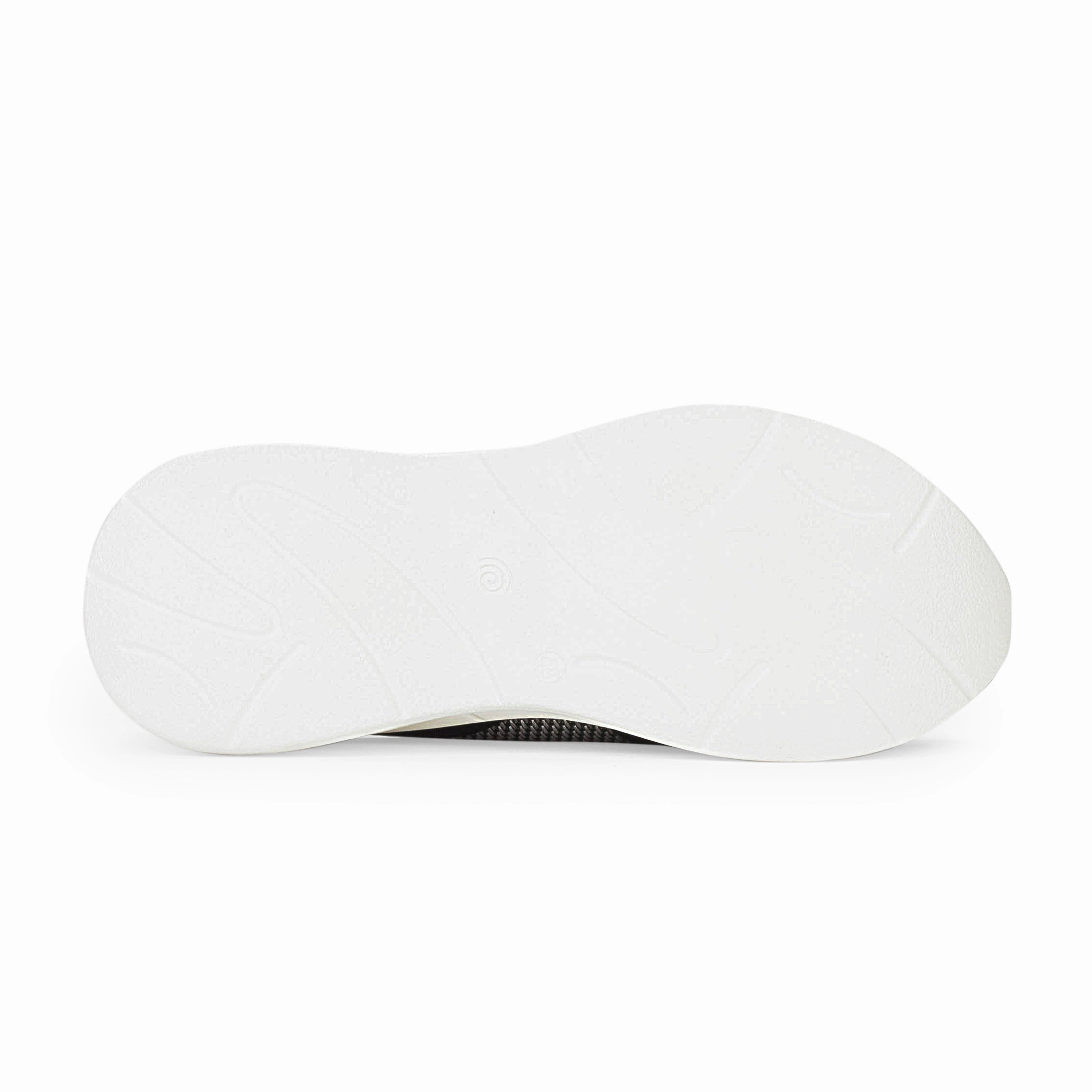 MIMI CLOG BLACK WHITE SNEAKERS Street Chic