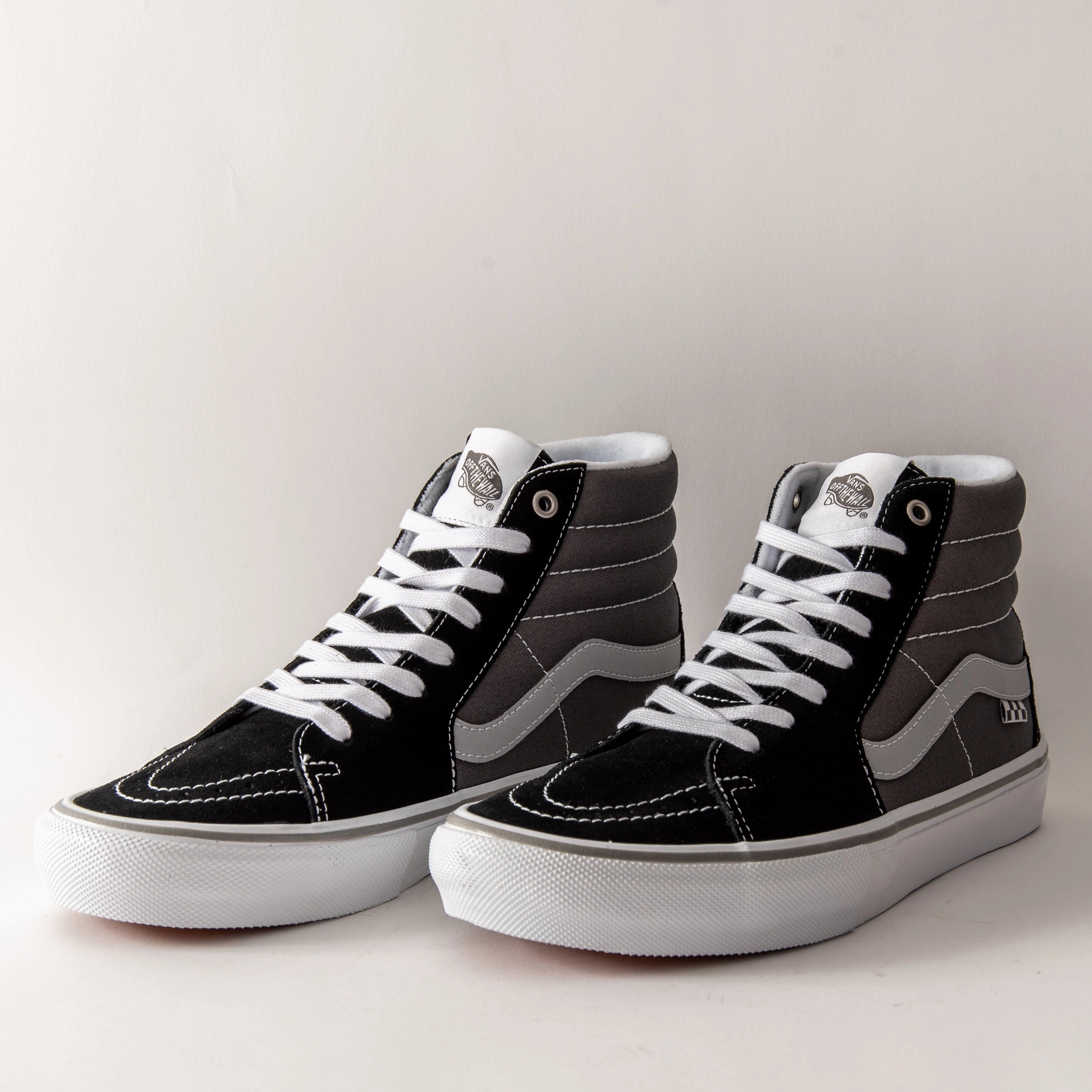 velvet - finish - design shoes Vans - Skate Sk8-Hi (Reflective Black/Grey) *SALE