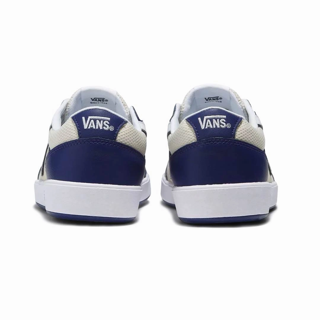 Vans - Unisex Lowland ComfyCush Shoes (7TNLBER) No Effort