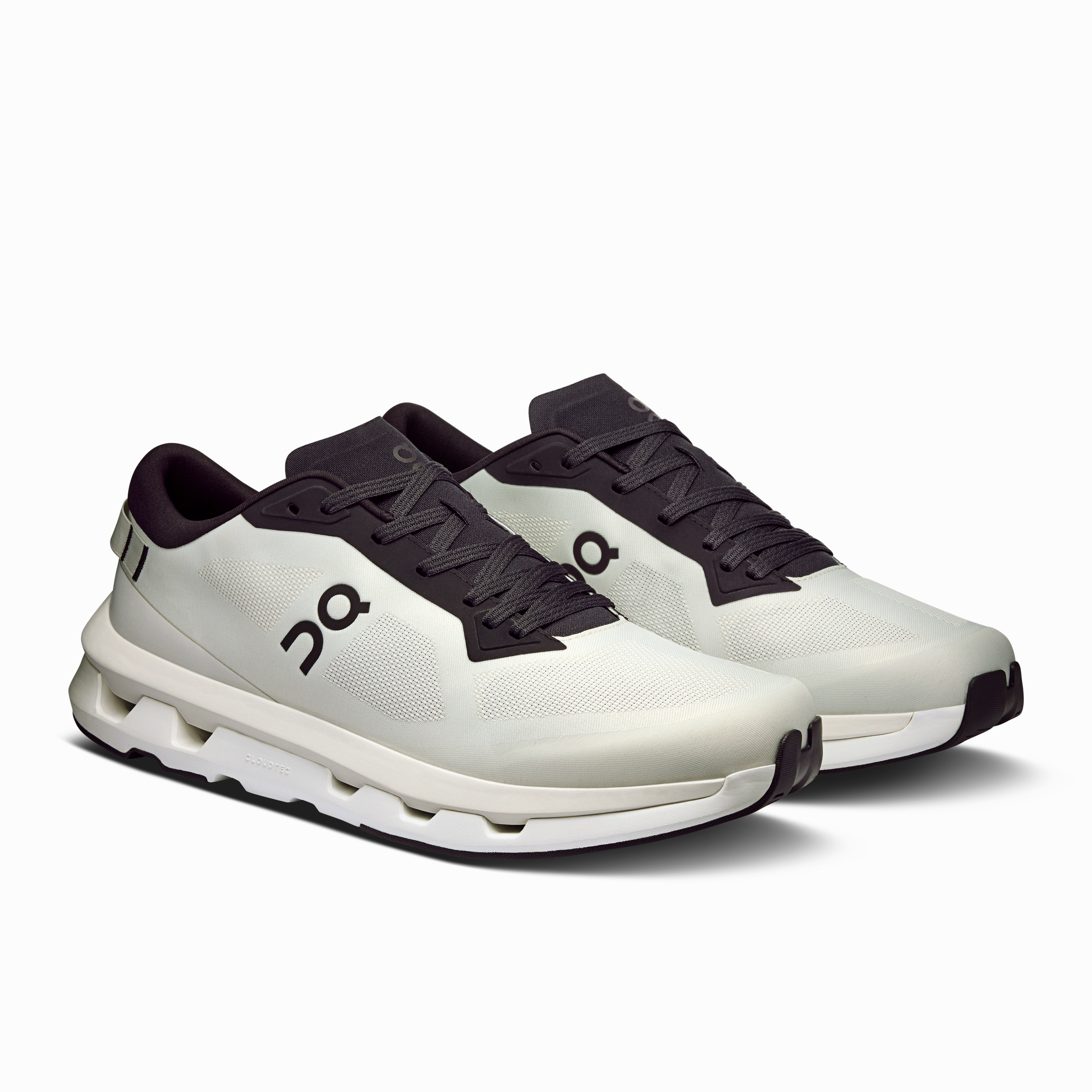 On Running Men's Cloudzone Shoes - Ice / Black tapered - toe shoes