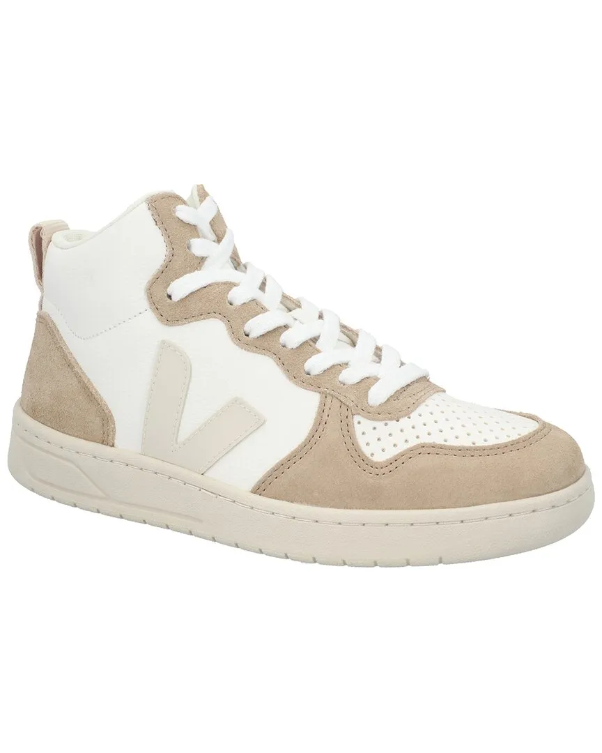 No Seam Interior VEJA V15 Sneaker