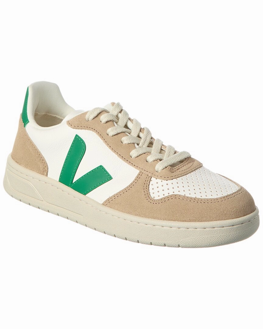 Simple Aesthetic VEJA V-10 Leather Sneaker