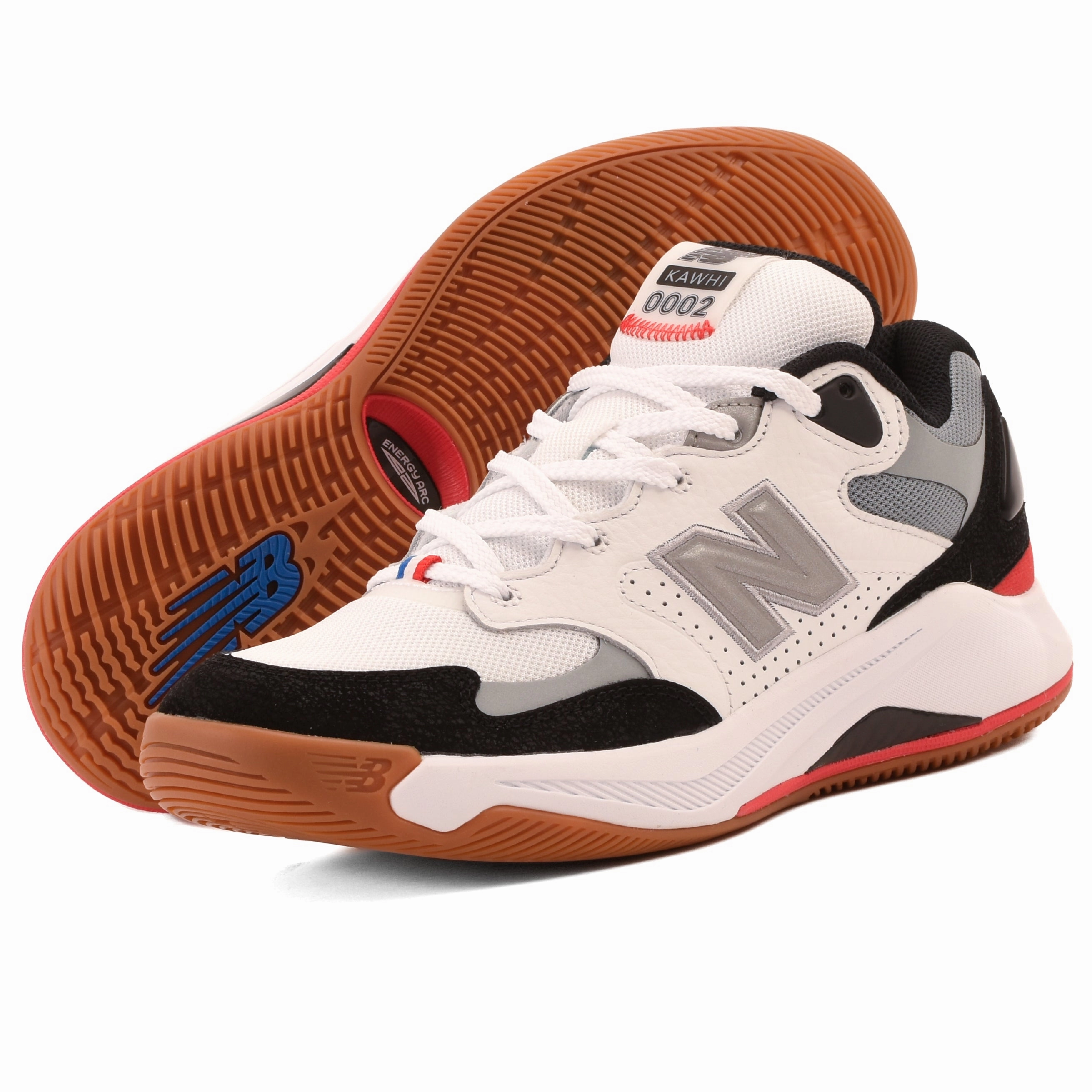 Comfort - enhanced New Balance - Kawhi IV (White/Black)