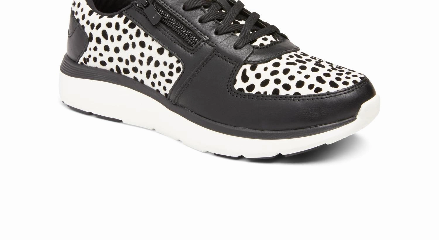 Seamless Comfort Athletic Women's Remi Spot Casual Sneaker In Black