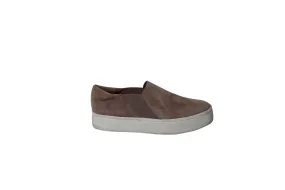 Vince Warren Platform Slip On Sneakers in Beige Suede Step Ease