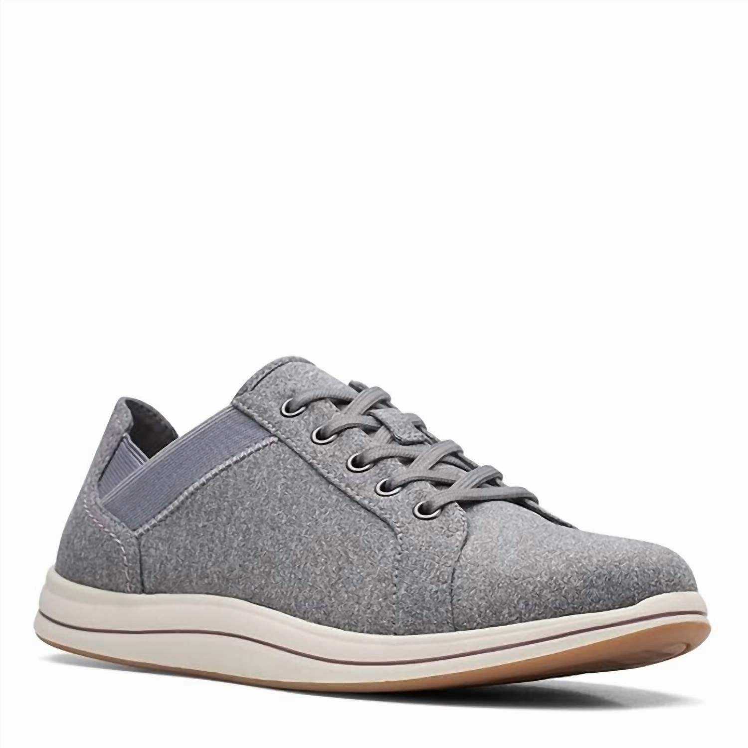 Women's Breeze Sky Sneaker In Grey Hiking Path