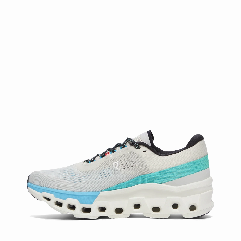 Compact Modern Look On Women's Cloudmonster 2 Sneaker in Cream/Horizon Blue