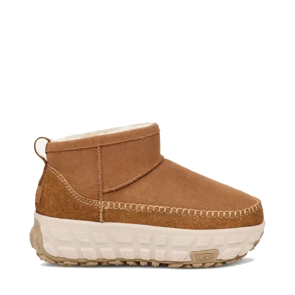 UGG All Gender Venture Daze Ultra Mini Boot in Chestnut Mesh