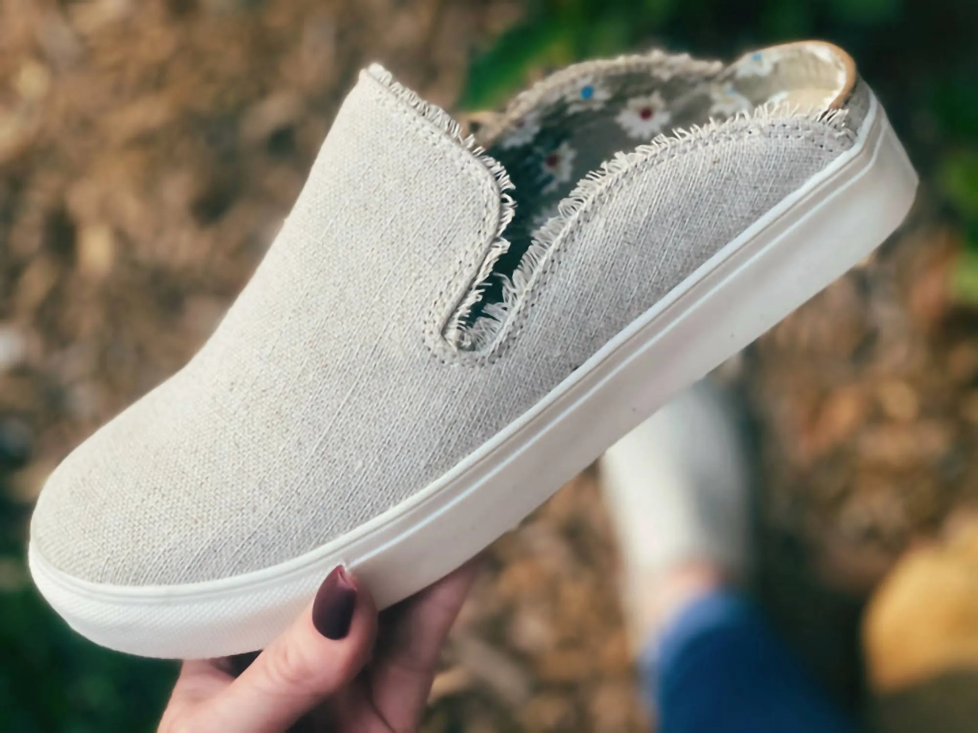 Hyperbolic Lasting Lace Lock Women Triana Slide Sneaker In Grey