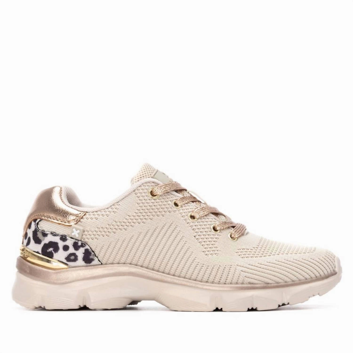 Women's 144361 Round Toe Sneakers In Beige Running Style