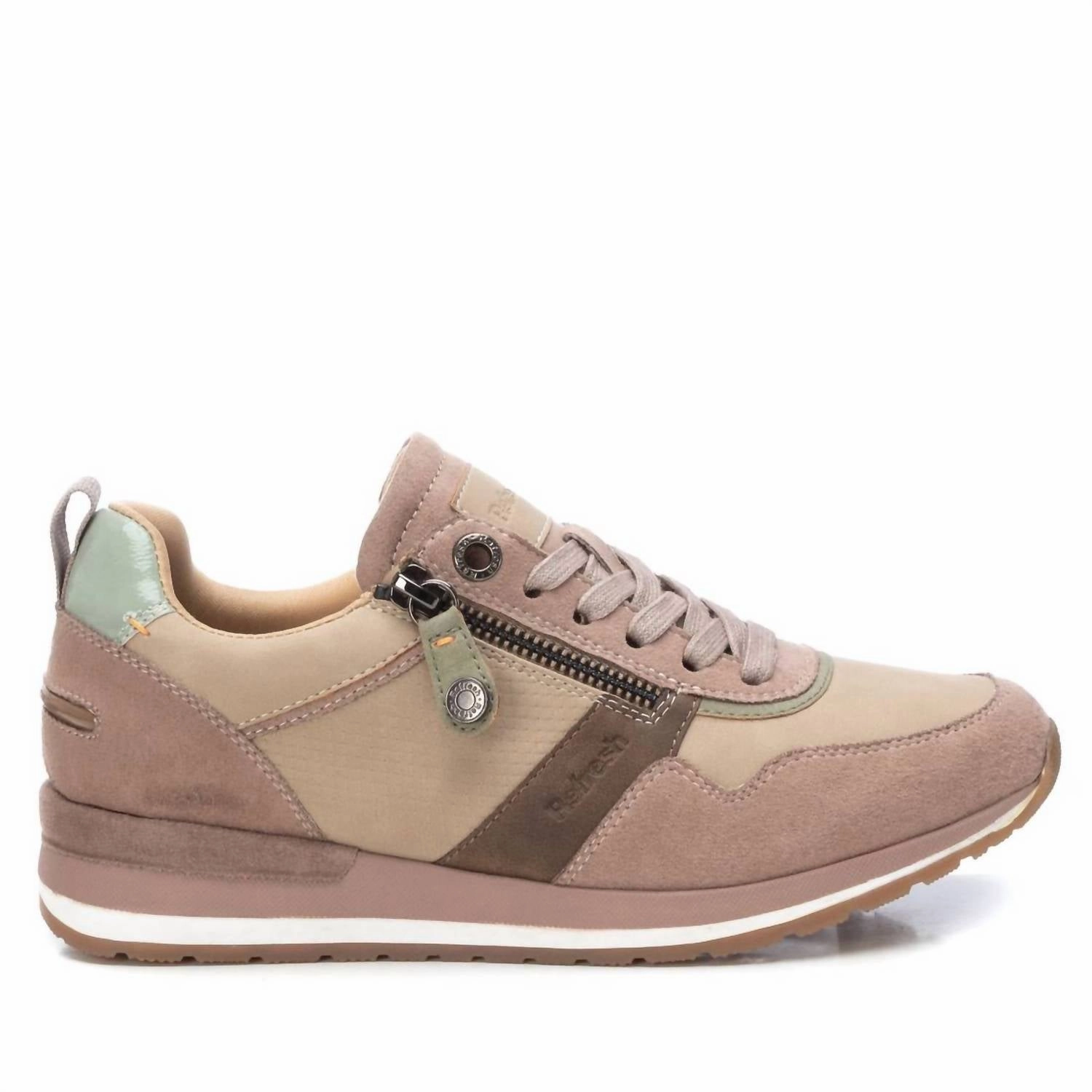 Women's Adjustable Laces Sneakers In Beige Odor Resistant Technology Active Zone