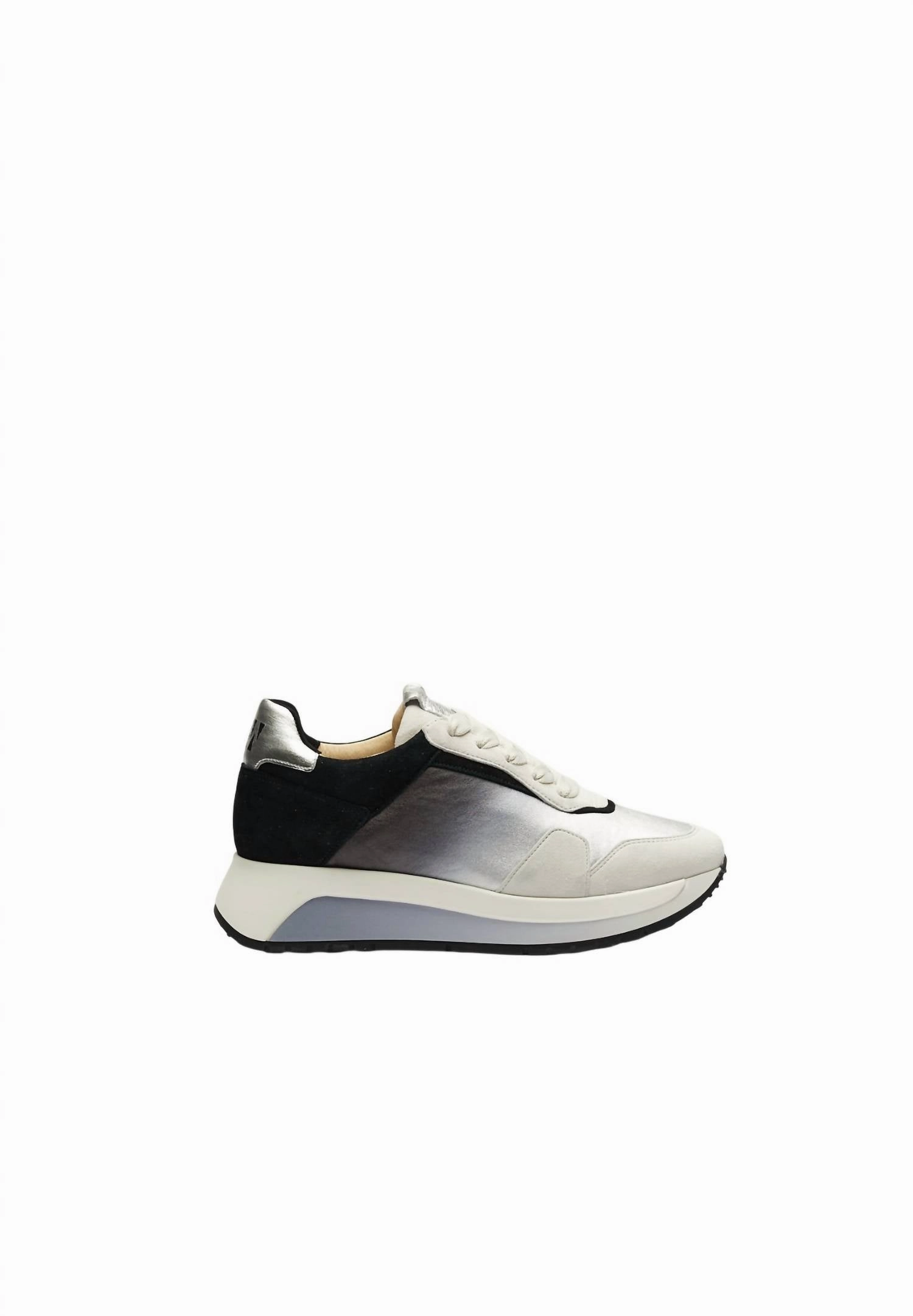 Women's Capri Degrade Sneakers In White/black Breathable Choice Breathable Collar Padding