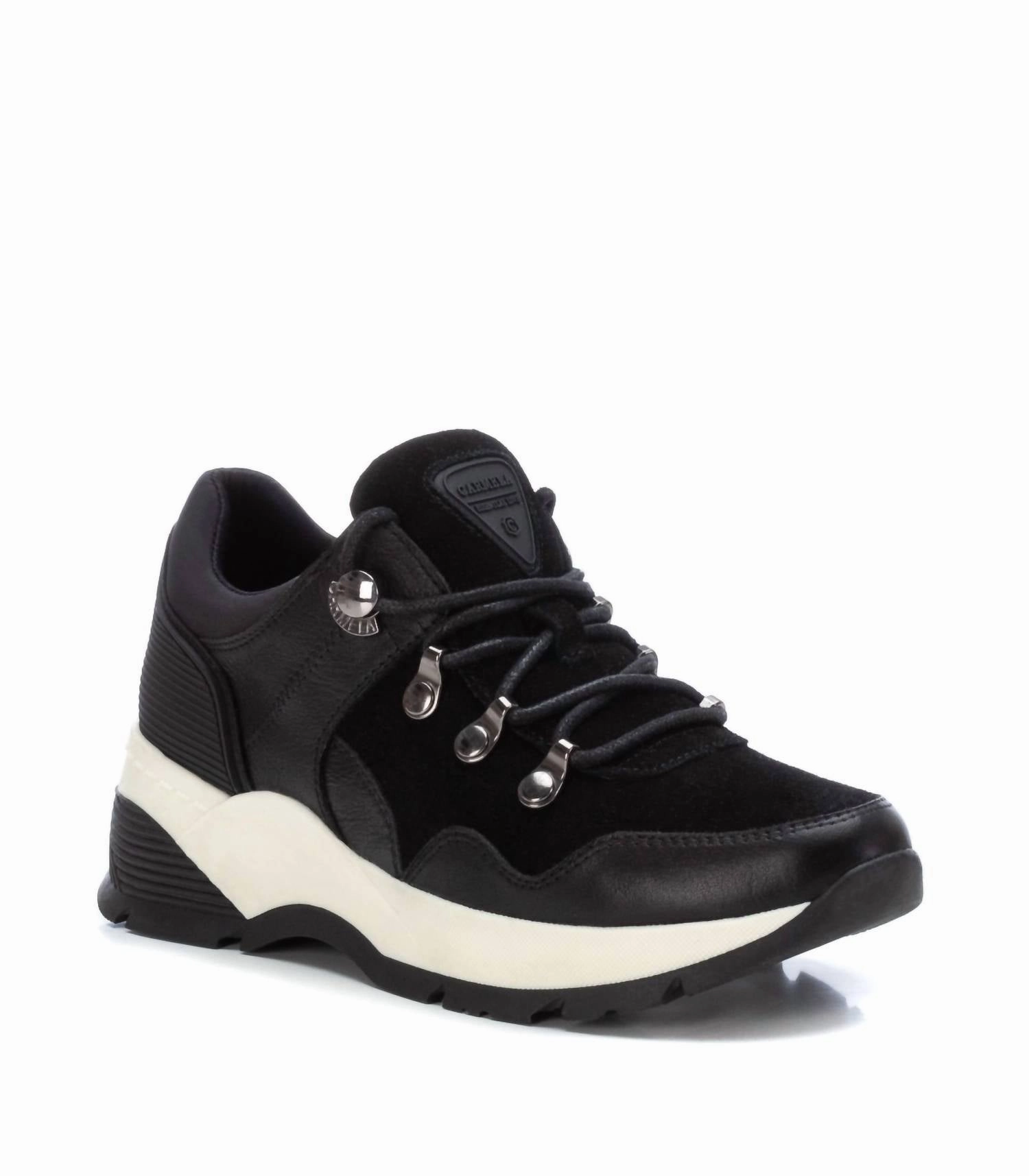 Women's Casual Sneakers In Black Ergo Build