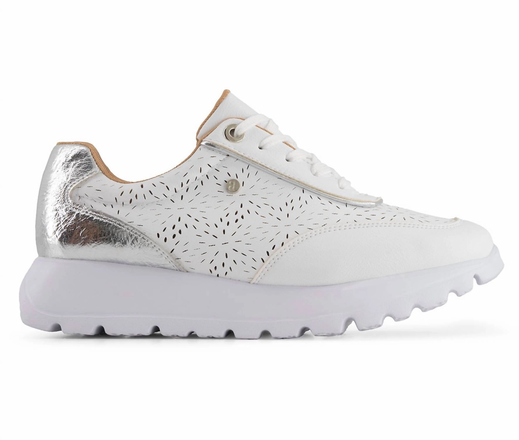 Women's Casual Sneakers With Laser Cut Pattern In White Quick Dry Materials Handcrafted Detailing