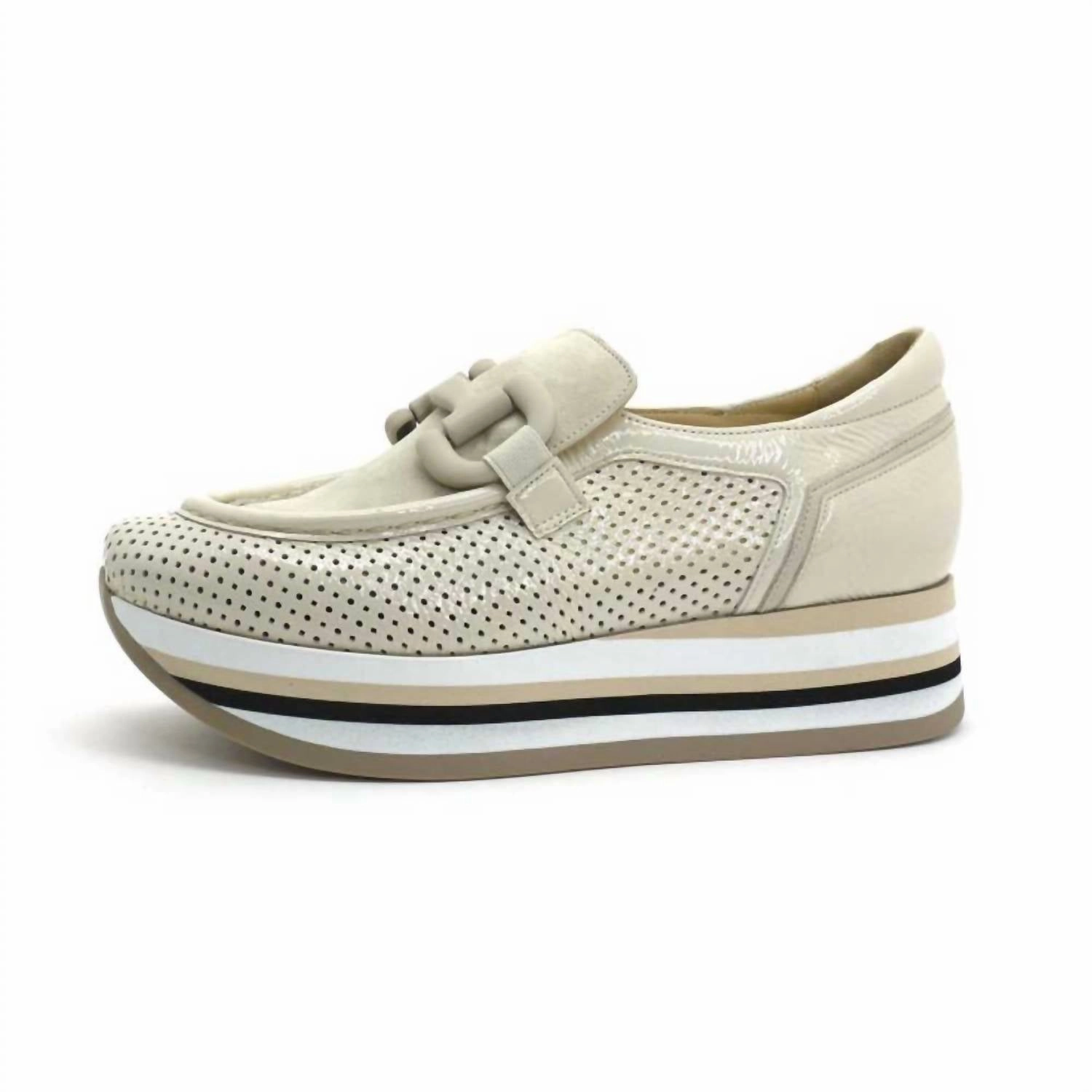 Responsive Walk StylishAppearance Women's Clarice Sneaker In Coco