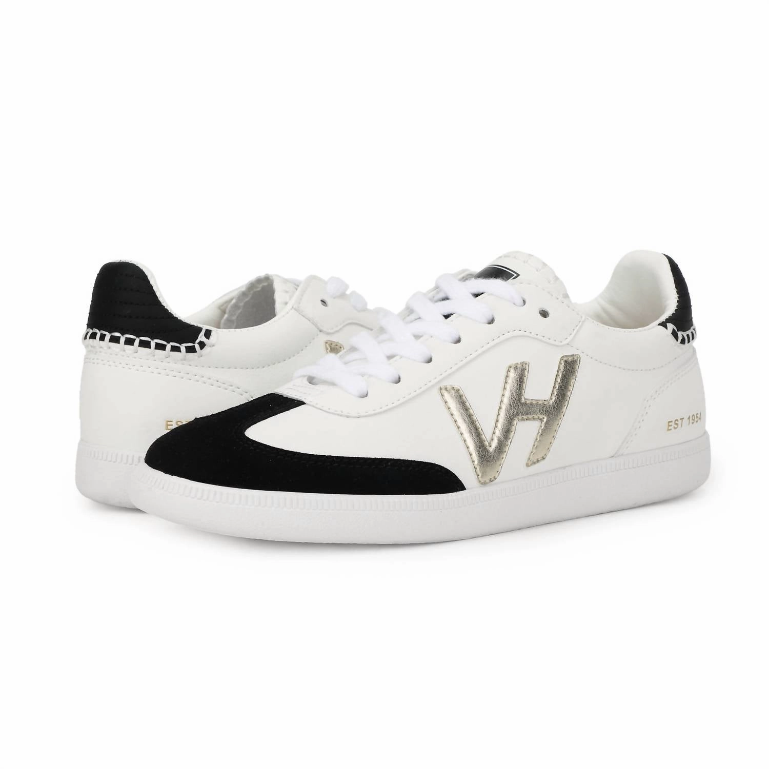 Move All Day Long Time Wear Women's Crisp 7 Sneaker In White/black/washed Gold