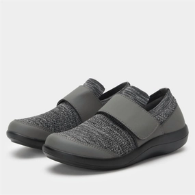 Women's Dasher Casual Sneakers In Charcoal Shock Wear