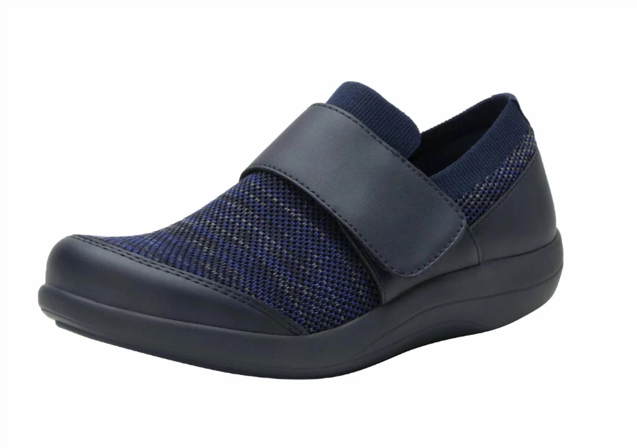 Women's Dasher Shoe In Navy Multi Cloud Feel