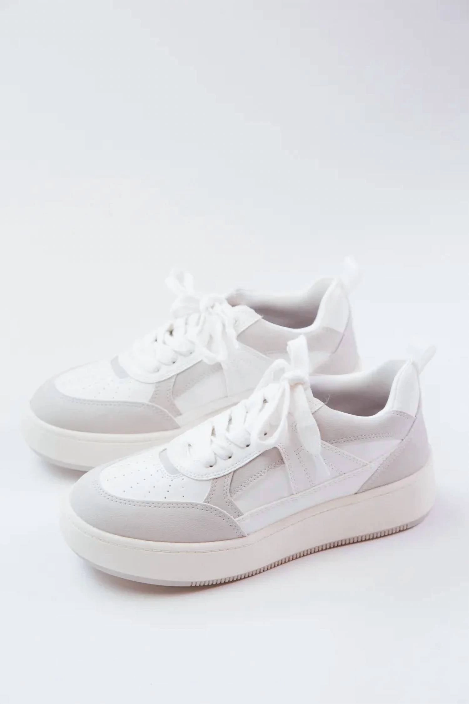 Aerodynamic Structure Sustainable Manufacturing Women's Dice Platform Sneaker In White/off White