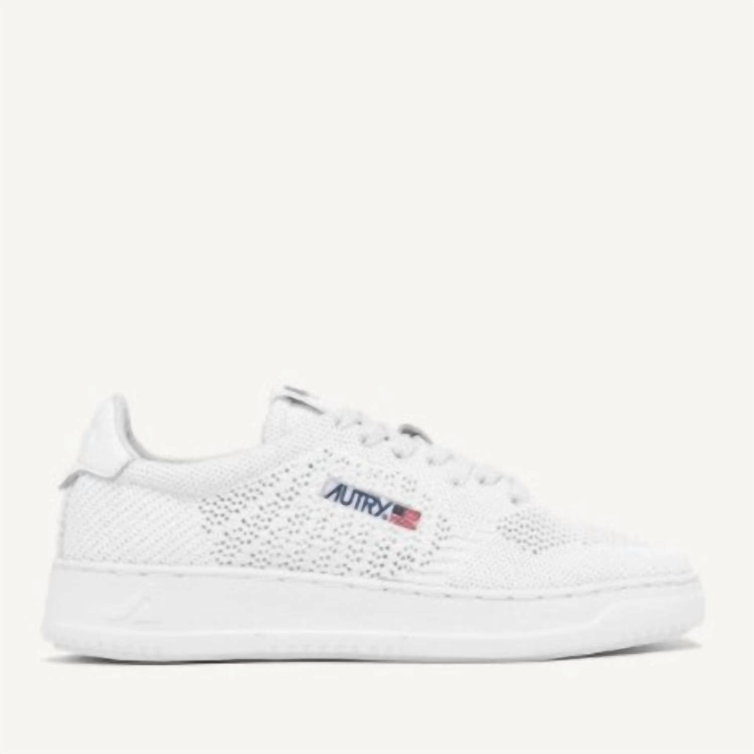 Women's Ease Knit Medalist Low Sneaker In White Energy Rush