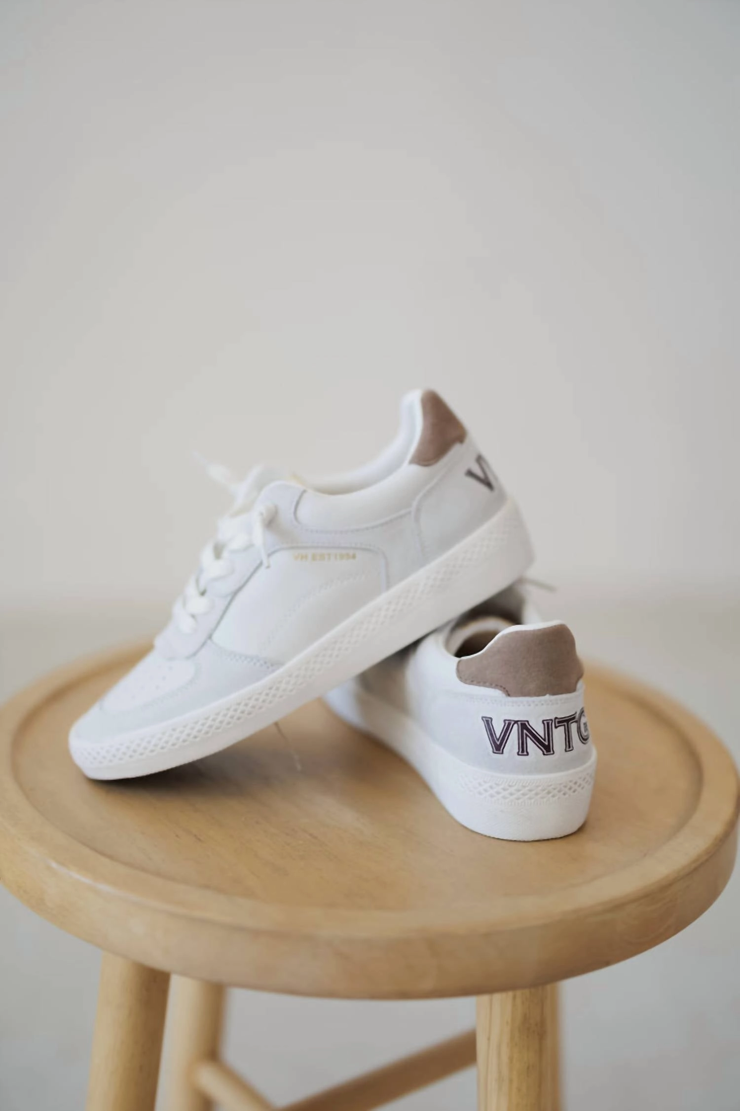 Fit Comfort Women's Fast 2 Sneaker In White Multi