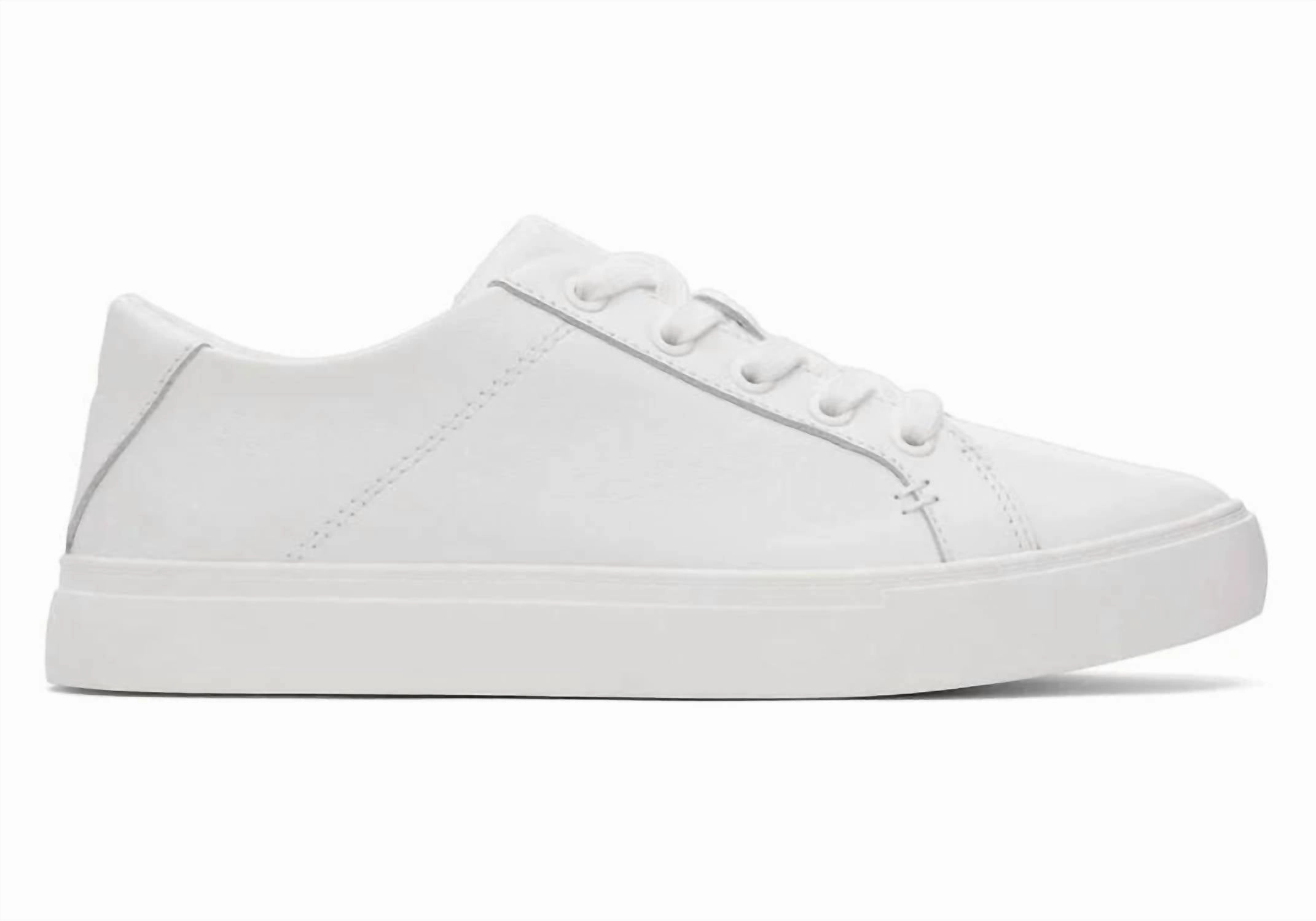 Women's Kameron Lace Up Sneaker In White Lateral Stability