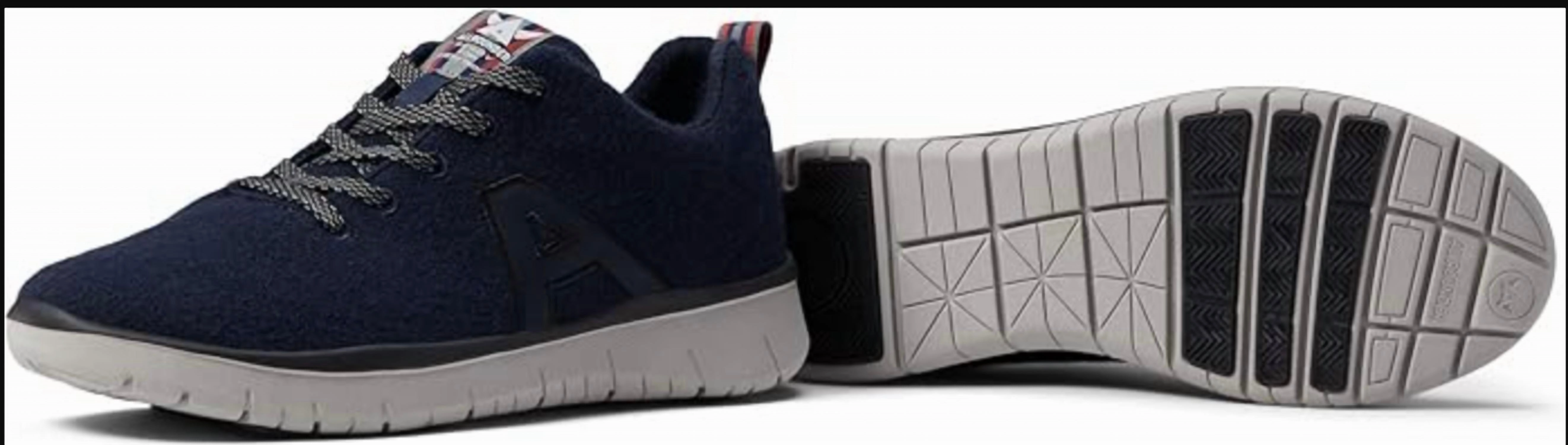 Women's La Viva Sneakers In Ocean Merino Athletic Support