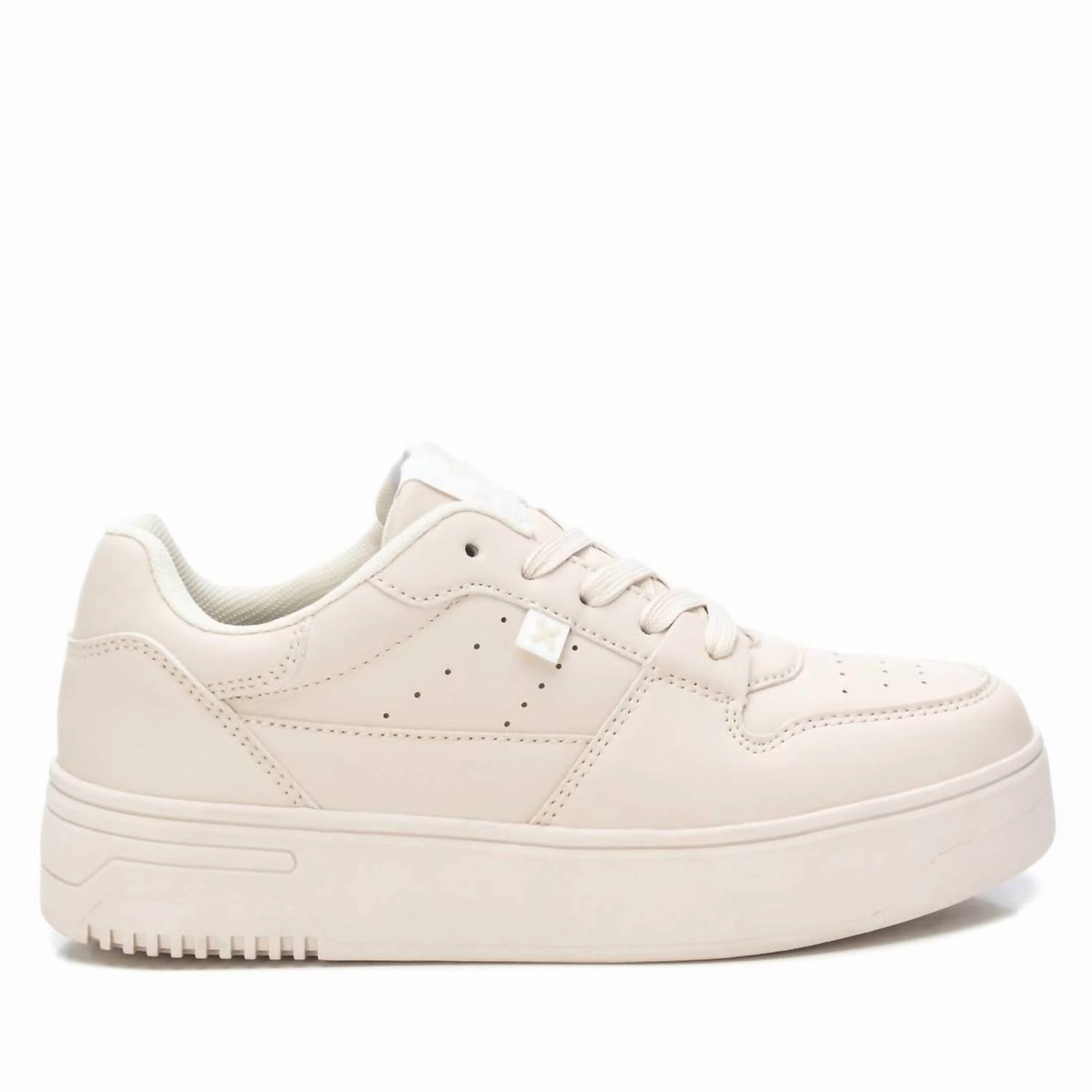 City Fit Crisp Touch Women's Lace-Up Sneakers In Beige