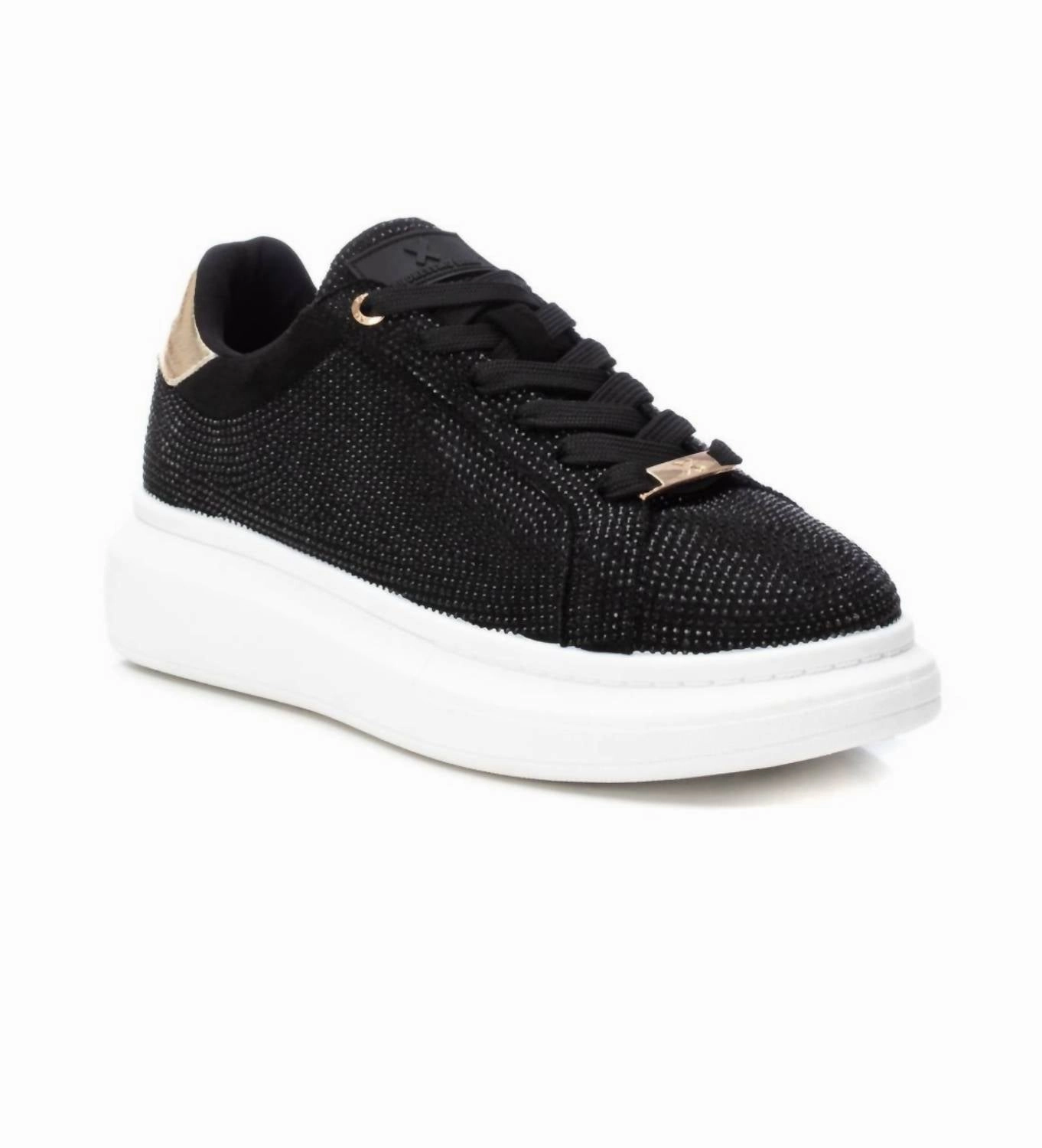 Women's Lace-Up Sneakers In Black All-Day Durability Thermal Regulating Liner