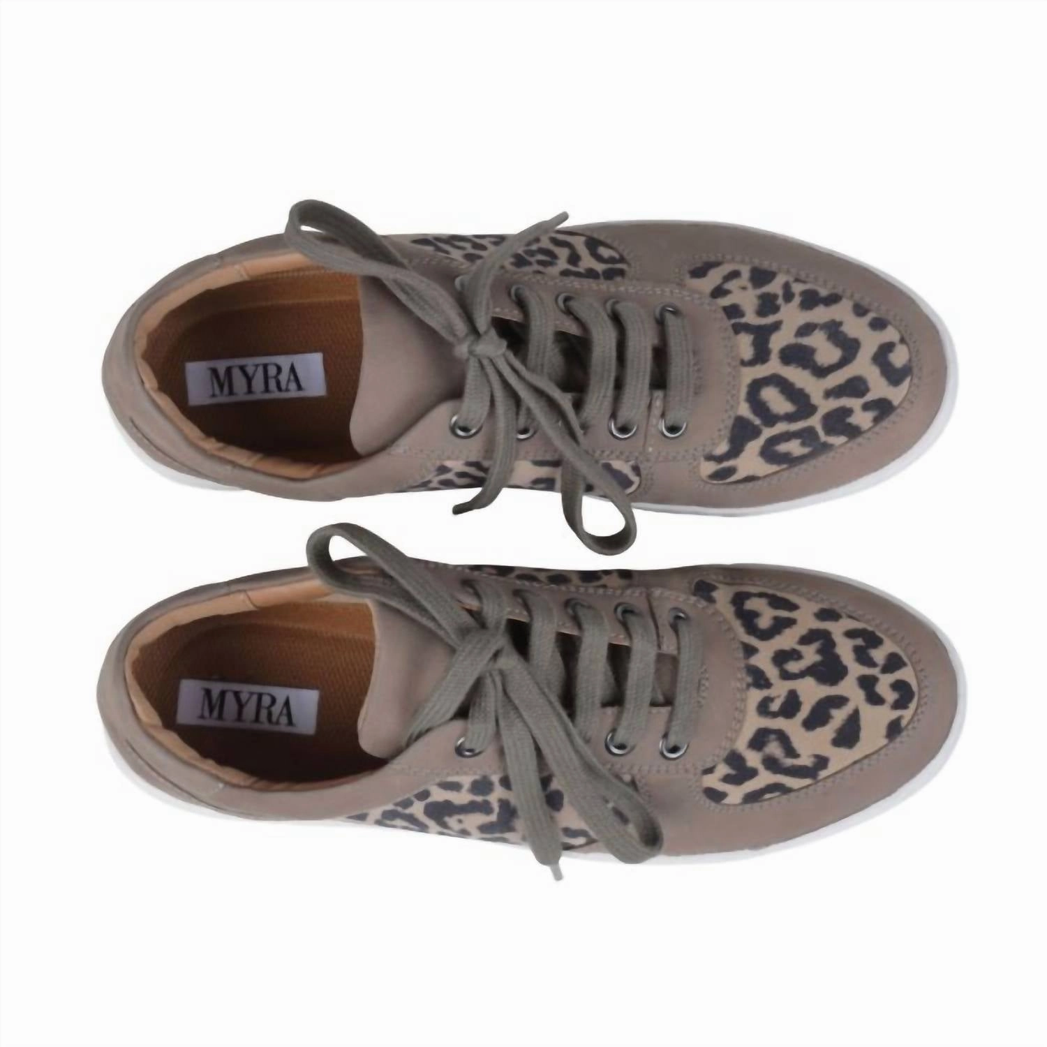 Fashion-forward flair Women's Leather Sneakers In Leopard