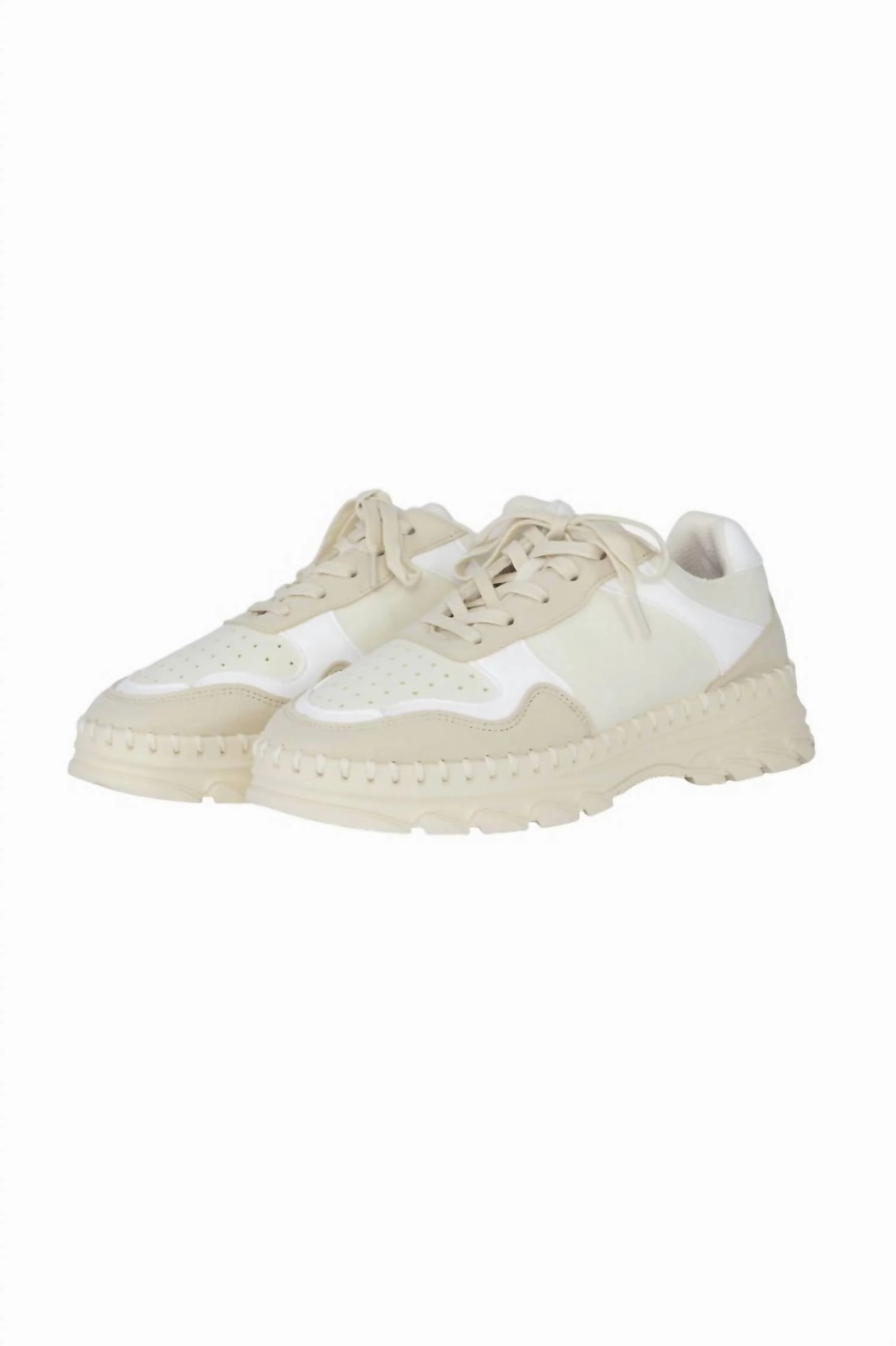 Women's Lily Lace Up Sneaker In White Running   Ready