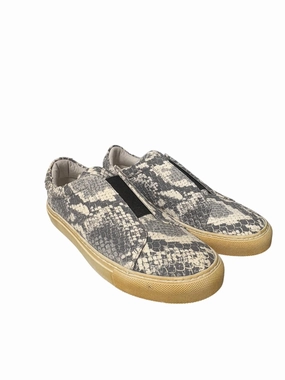 Women's Nissa Slip-On Shoes In Grey Embossed Snake Ergonomic Heel Counters Anatomical Heel Cup