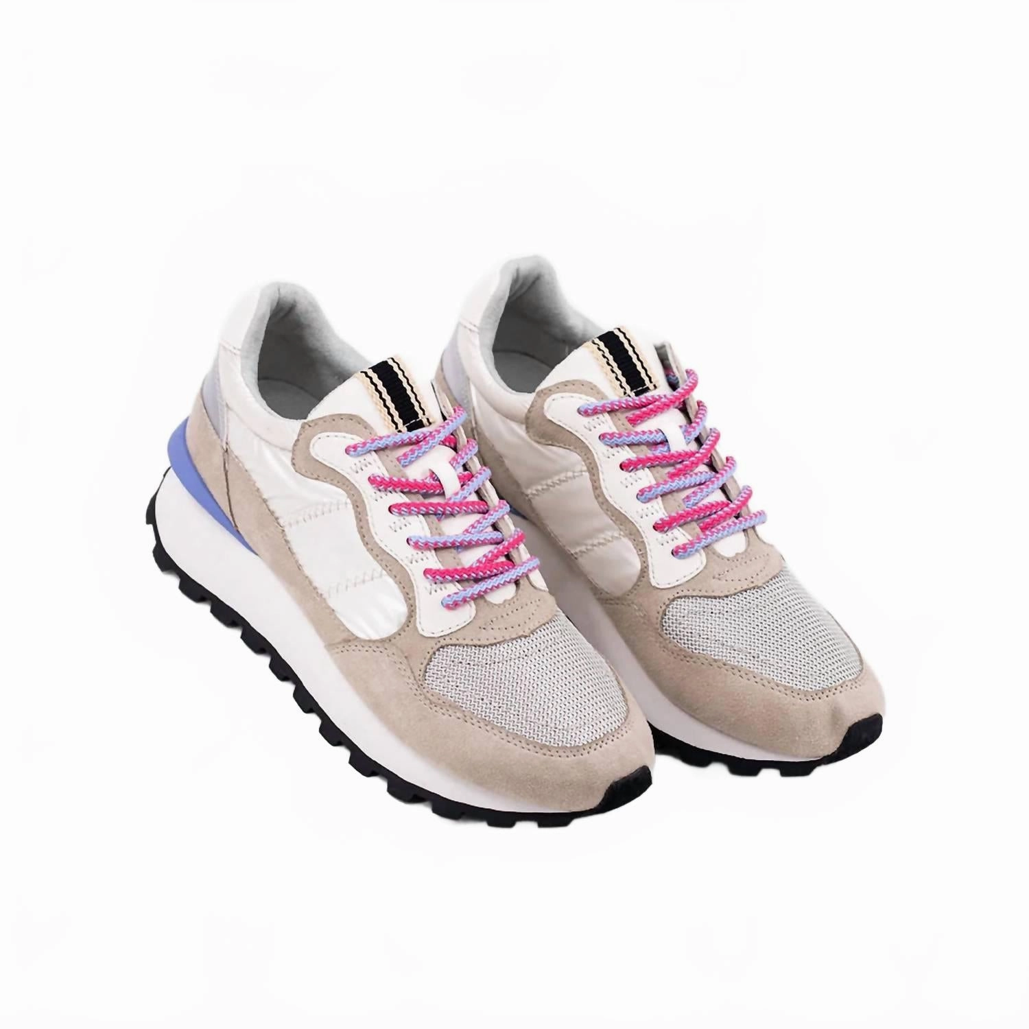 Outdoor Fit Women's Phoebe Sneaker In White