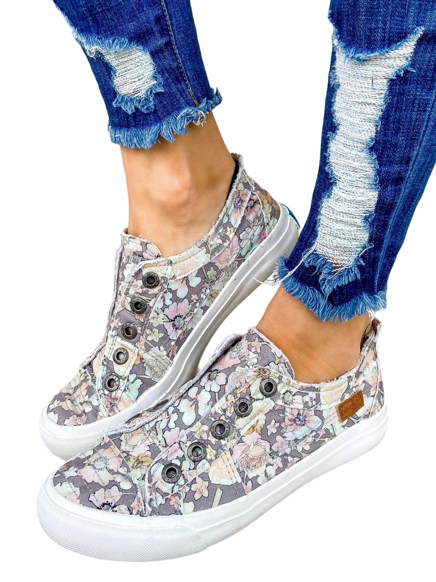 Women's Play Sneakers In Gray Gypsy Quick Dry Fabric Boosted touch