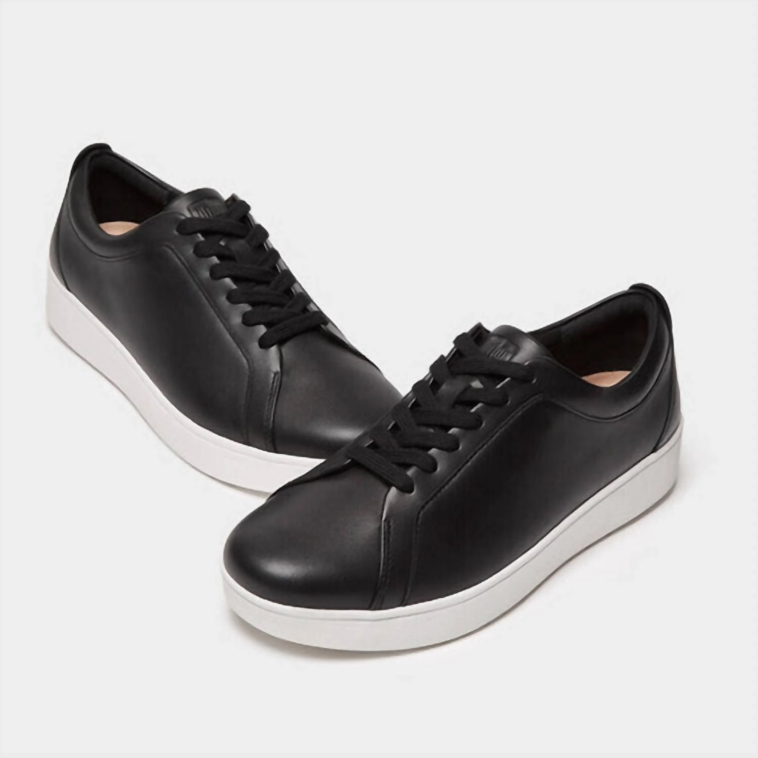 Women's Rally Leather Panel Sneaker In Black Smart Comfort