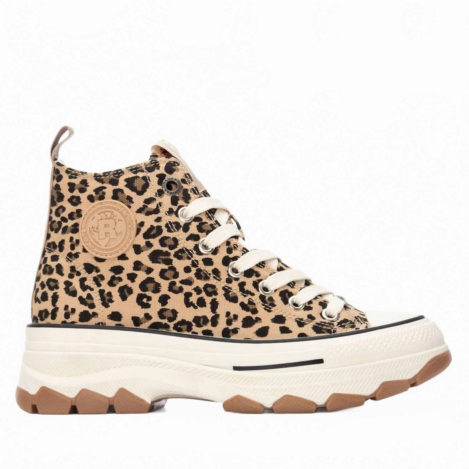 Women's Refresh 173055 Sneakers In Taupe Soft Everyday Ride