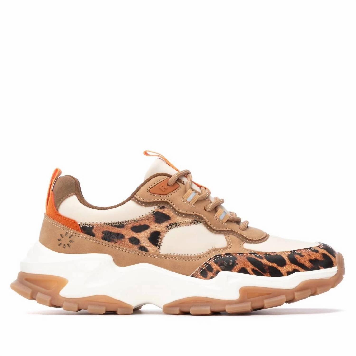 Women's Refresh 173104 Sneakers In Camel Contemporary ease Step Comfort