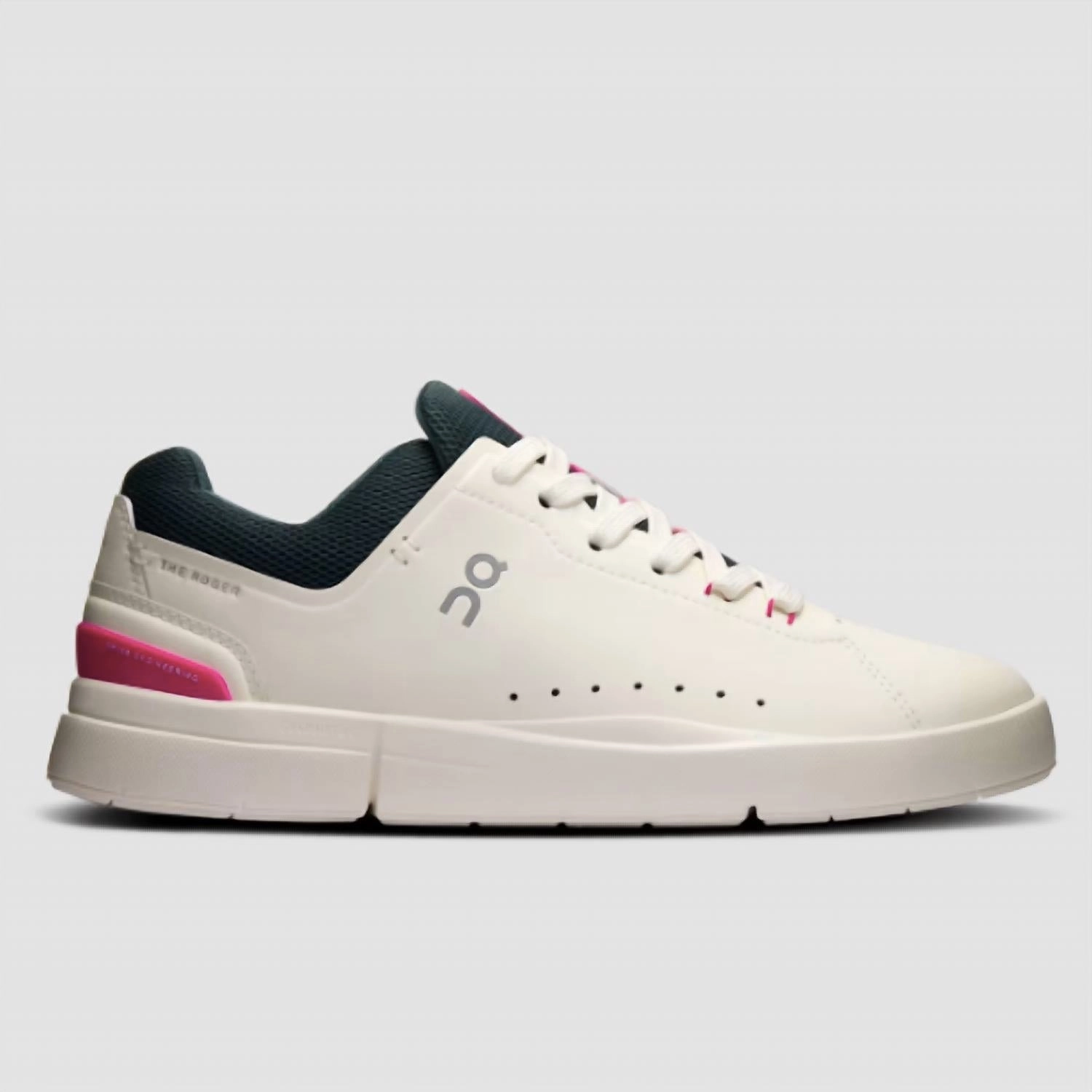 Noise   Reducing Women's Roger Advantage Shoes In Ivory/pink