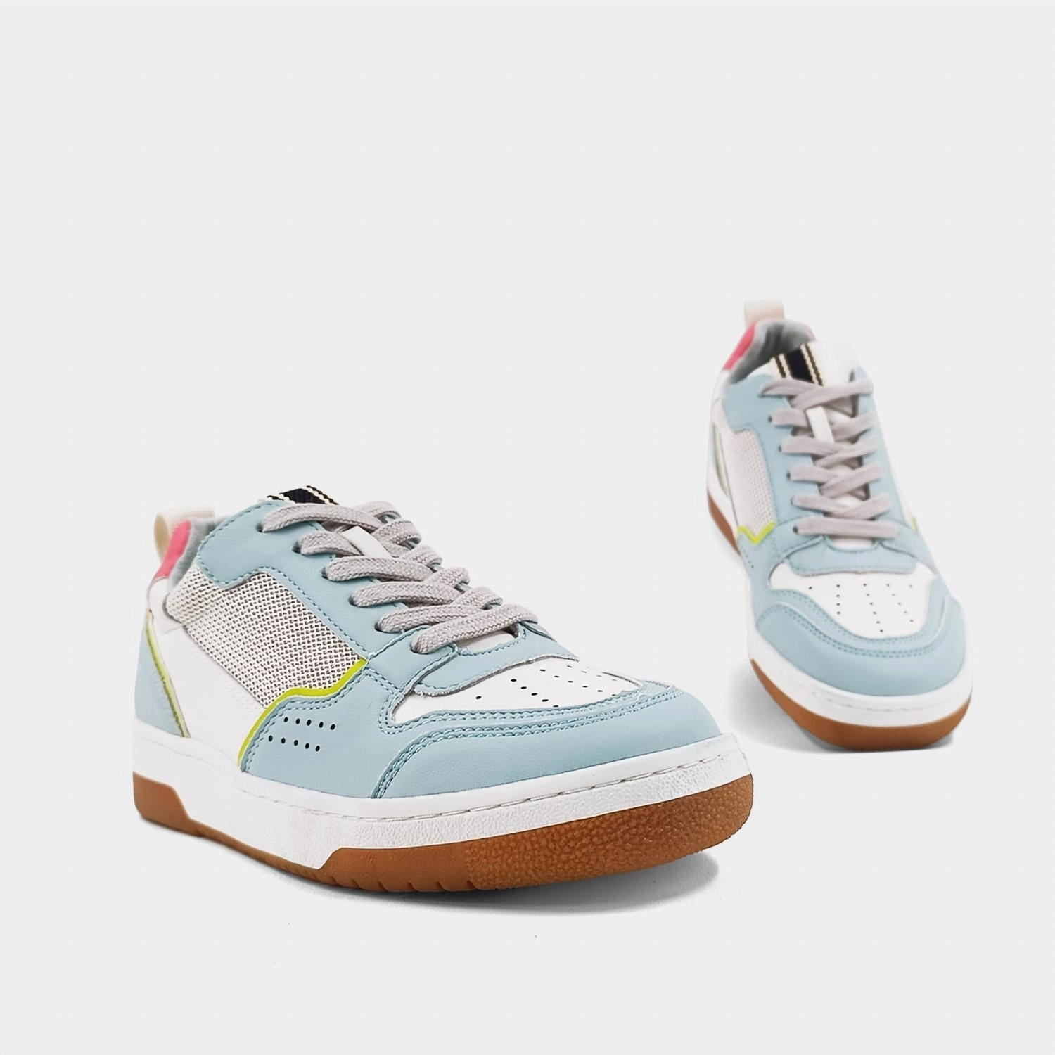 Women's Romi Sneaker Shoe In Aqua Total Fit Reinforced Heel Support