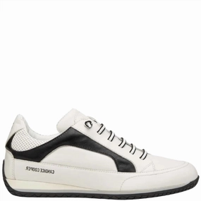 Women's Runlo Flash Sneakers In Black Neutral Pronation Support