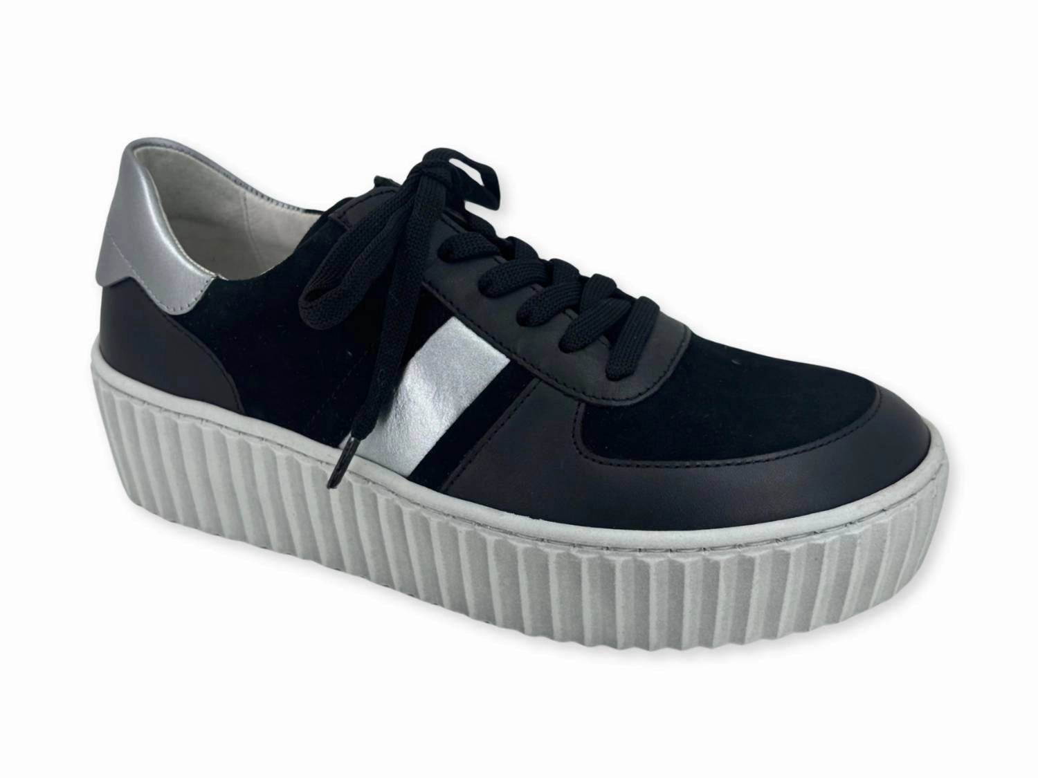 Women's Shoe 3-203-27 In Black/silver Balanced Frame