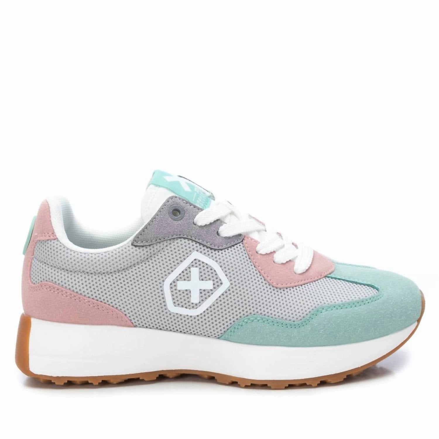 Urban Adventure Classic Style Women's Sneaker In Grey