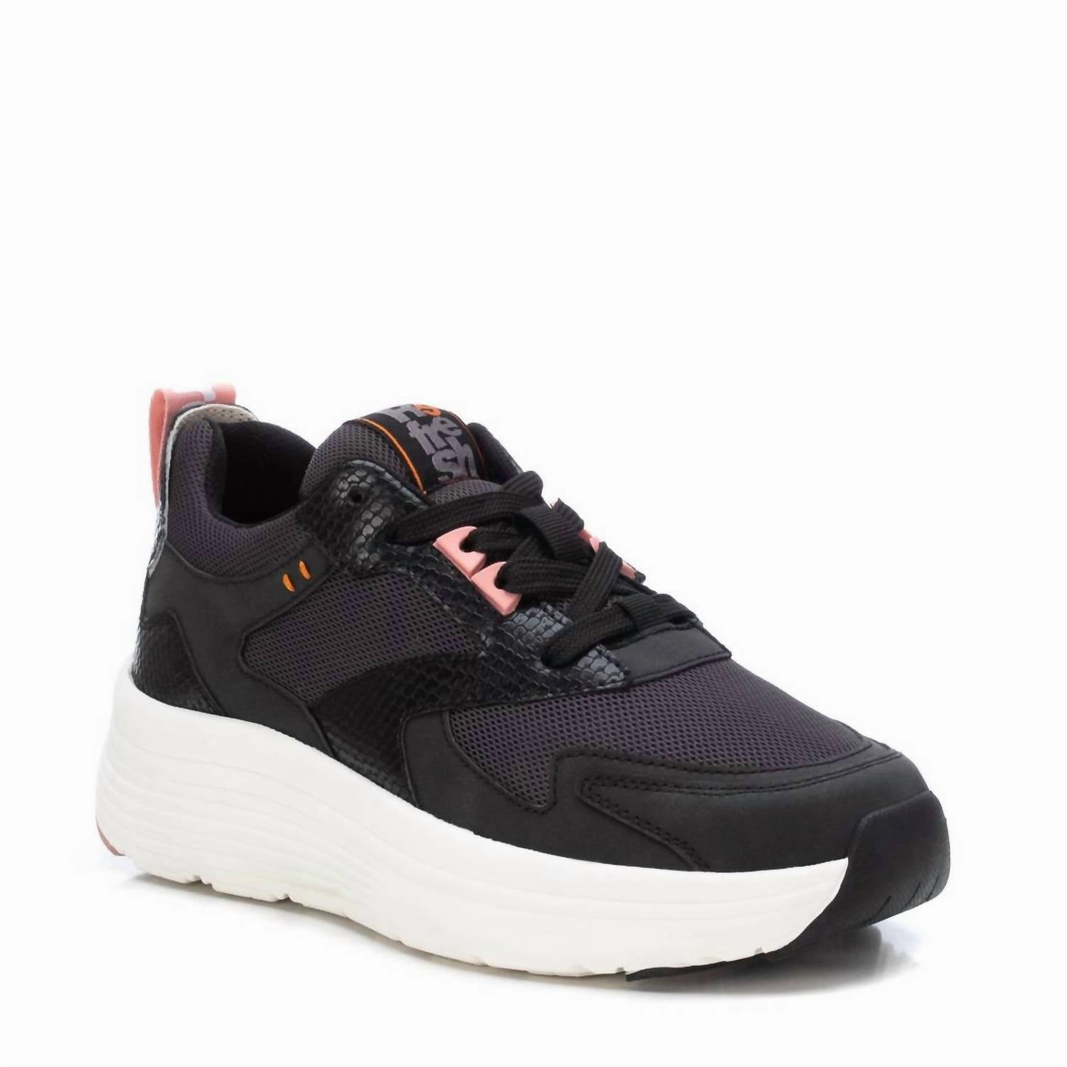 Women's Sneakers In Black ToeProtection