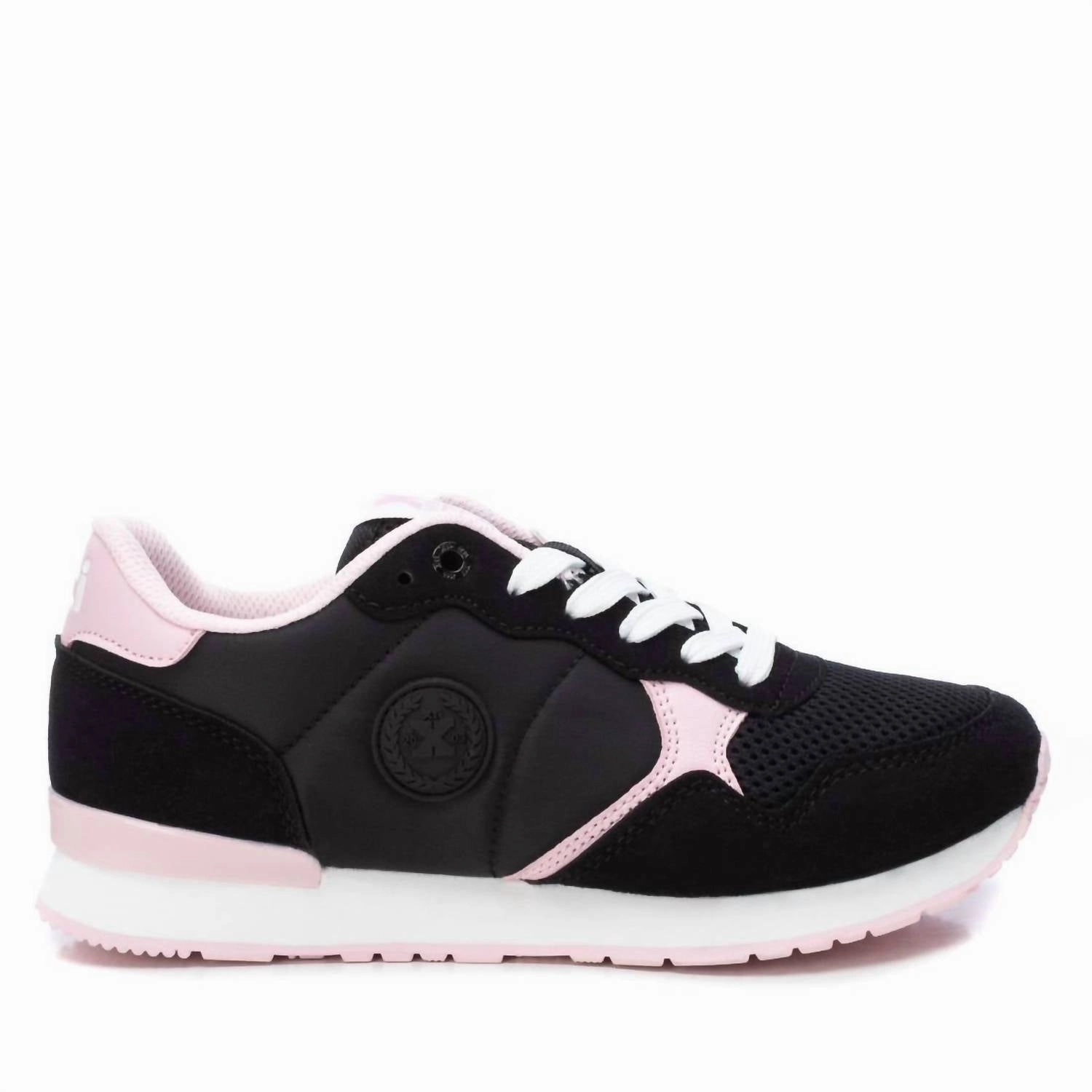 Pressure Dispersing Footbed Women's Sneakers In Black