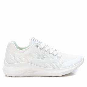 Ultra Bounce Foam Core Women's Sneakers In White