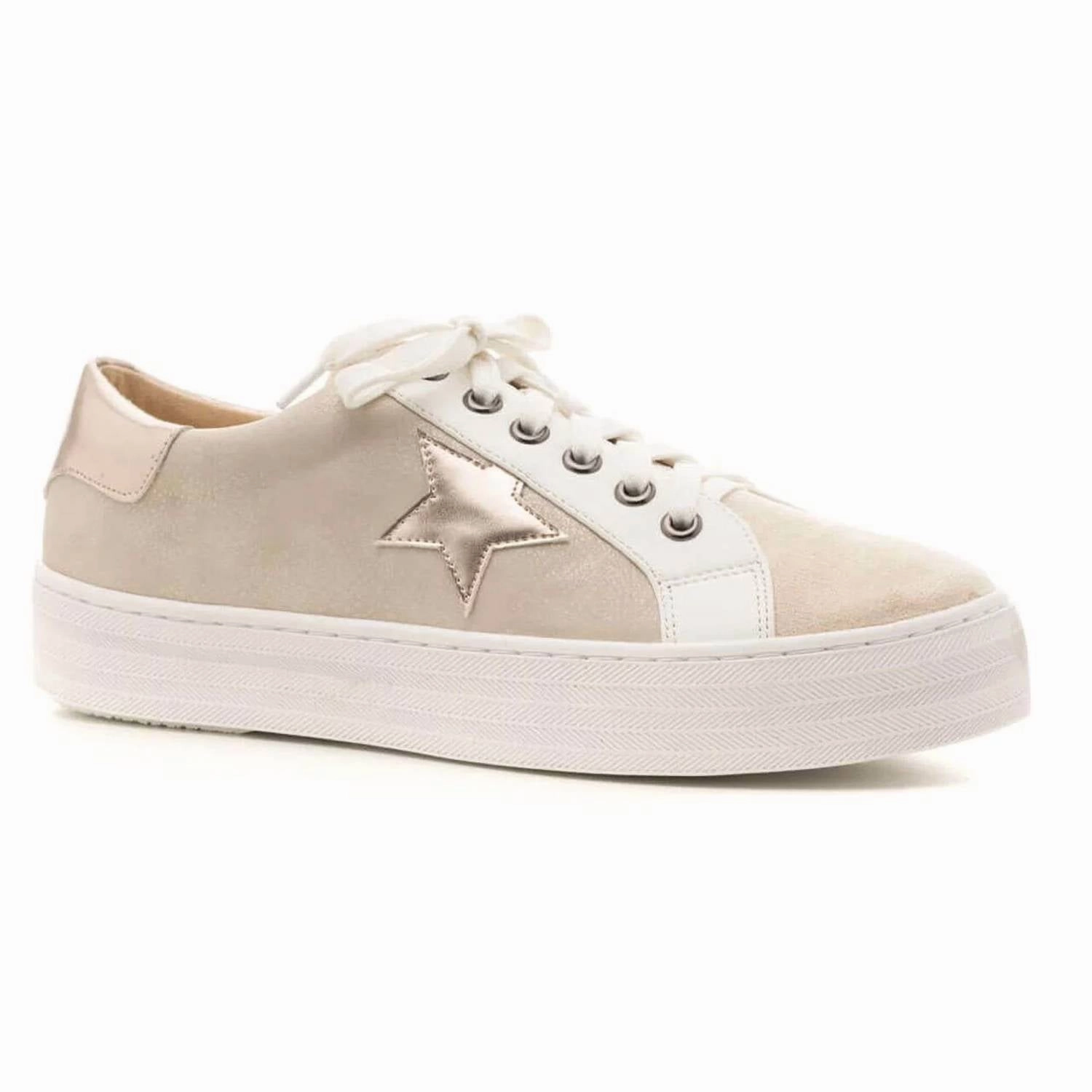 Flexible Tread Pattern Women's Star Gaze Sneakers In Tan