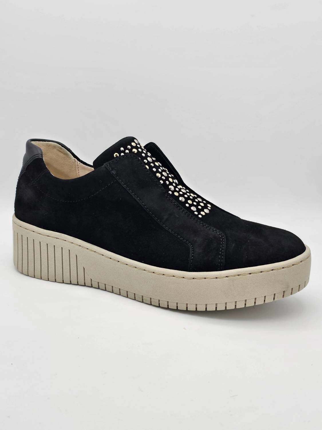 Dynamic Motion Women's Star Sneakers In Black