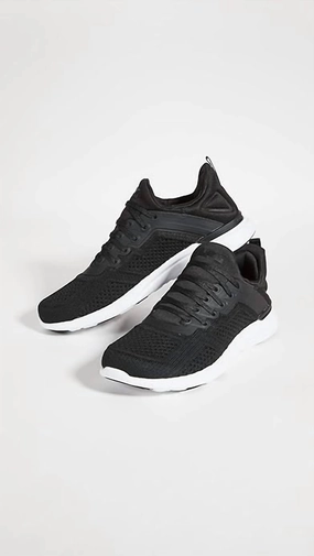 Women's Techloom Tracer Sneakers In Black/white Superior ease