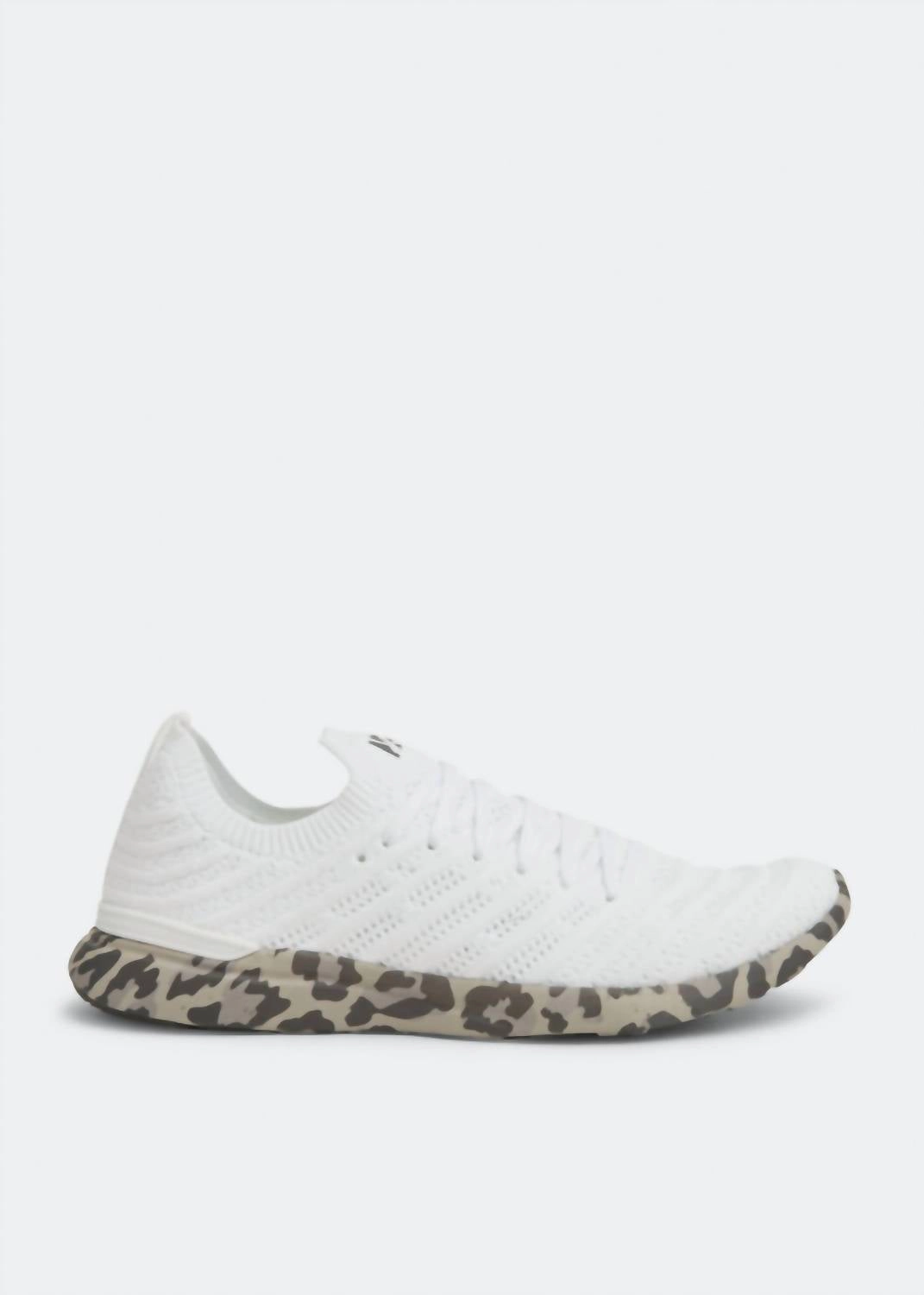 Enhanced Mobility Seamless construction Women's Techloom Wave Sneakers In White/asteroid/leopard