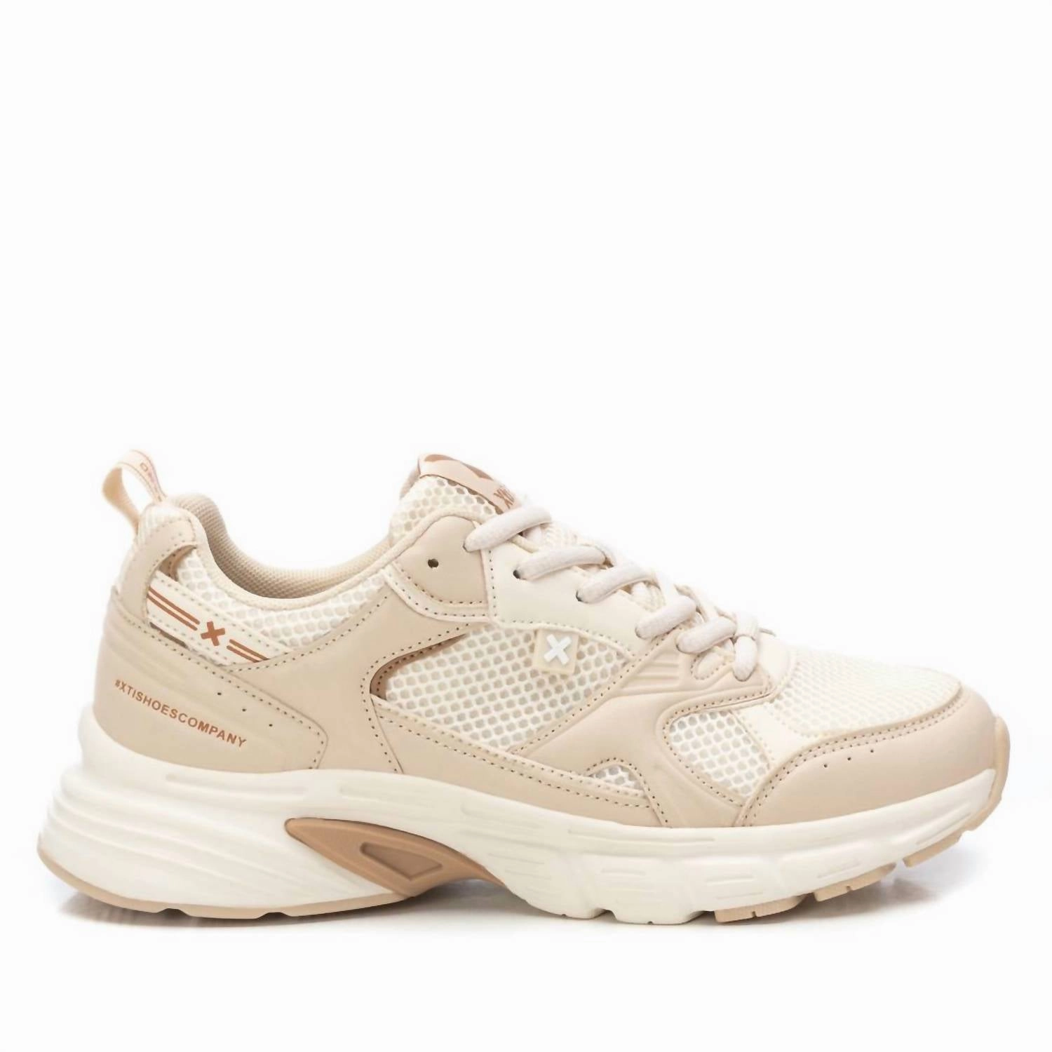 Women's Trainer Sneakers In Beige Modern Touch Bold materials